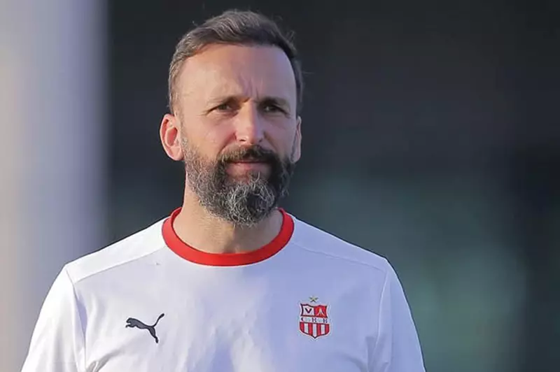 منافس الزمالك.. شباب بلوزداد يعلن إيقاف مدربه ومعاقبة لاعبيه 